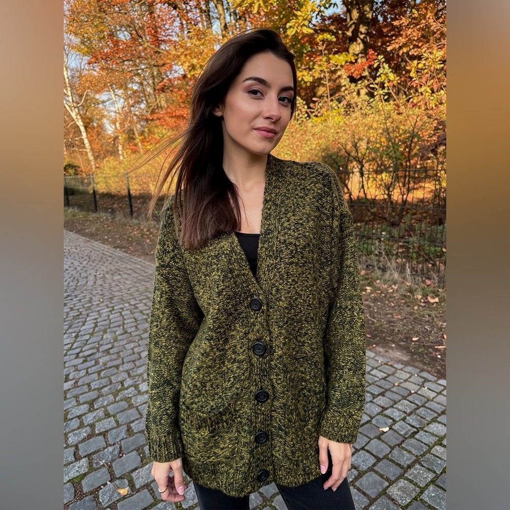 Forever 21 Olive Green Marled Chunky Button Cardigan